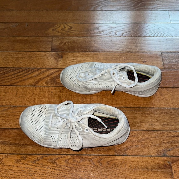 Varsity Shoes - CHEER SHOES. Brand: Varsity. Size: US 5.5. Color: White